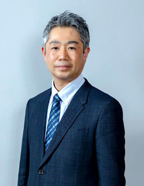 jbex_president_295x380.jpg